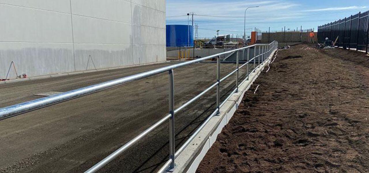 mechcon-steel-fabrication-Retaining-Wall-Handrails-and-Guard-Railing-Fall-Protection, safety railing Melbourne